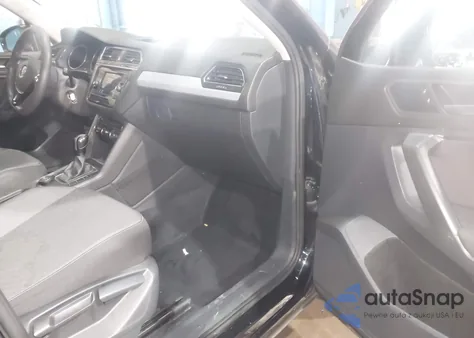 2021 Volkswagen Tiguan 2.0T S z USA, uszkodzony, nr VIN 3VV0B7AX3MM078422